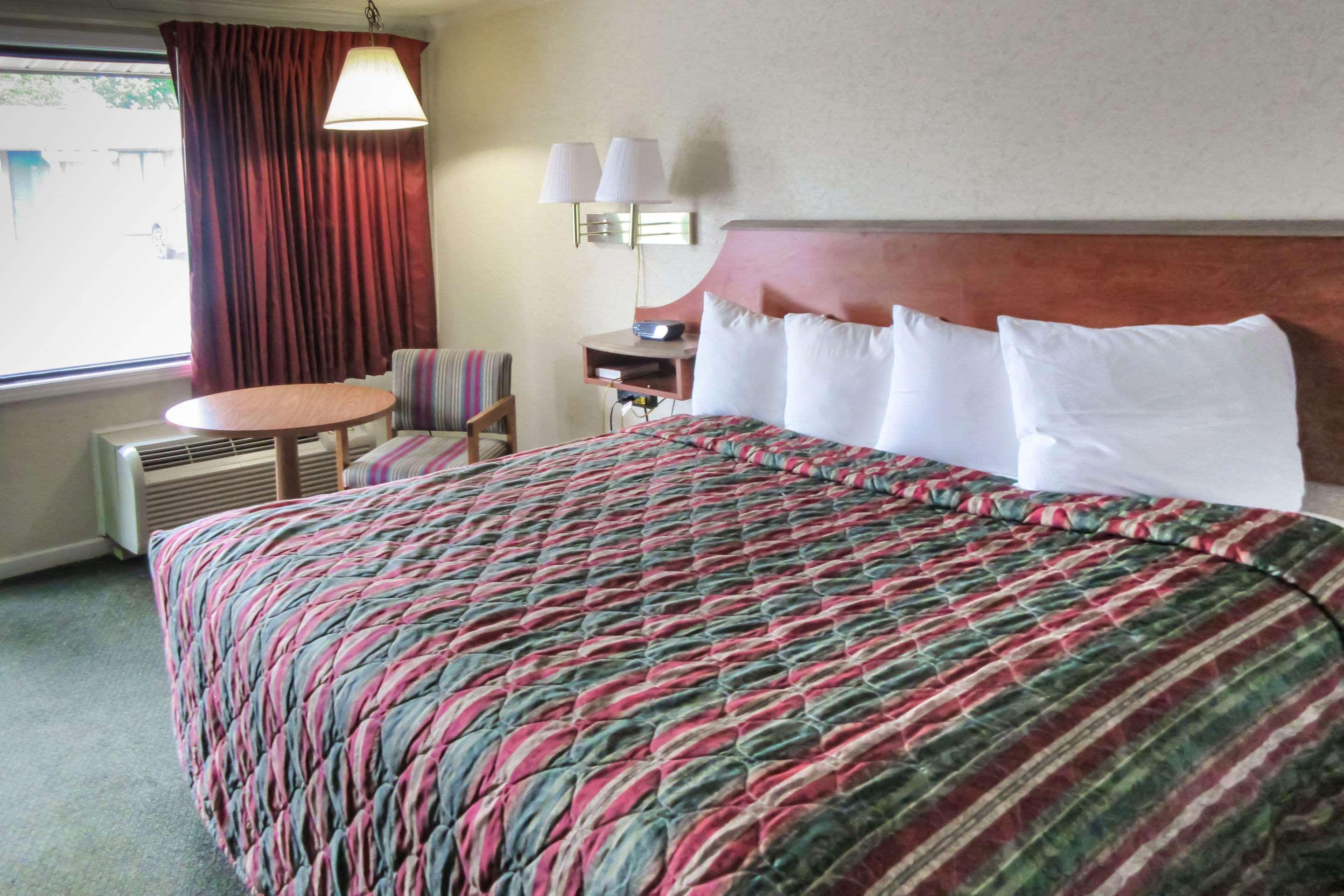 Days-Inn By Wyndham Liverpool-Syracuse Eksteriør bilde